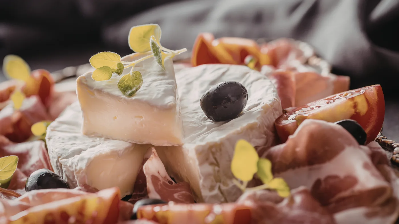 Fromages corses — tomme de brebis, tomme de chèvre, brocciu